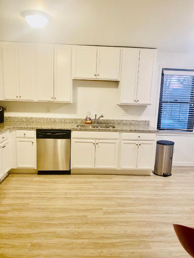 Cozy Condo, Minutes From Broadwy, Sleeps 5 ناشفيل المظهر الخارجي الصورة