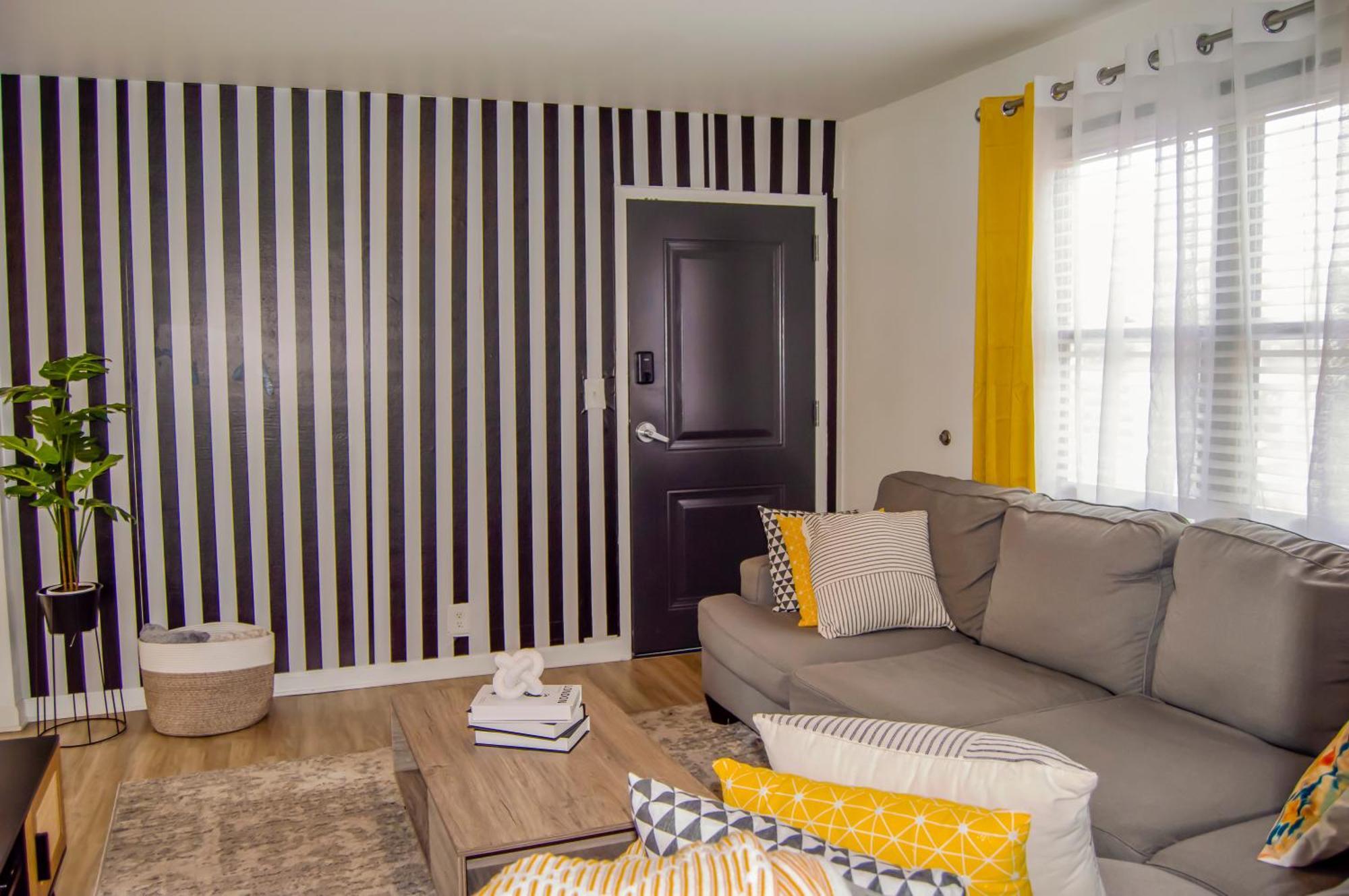 Cozy Condo, Minutes From Broadwy, Sleeps 5 ناشفيل المظهر الخارجي الصورة