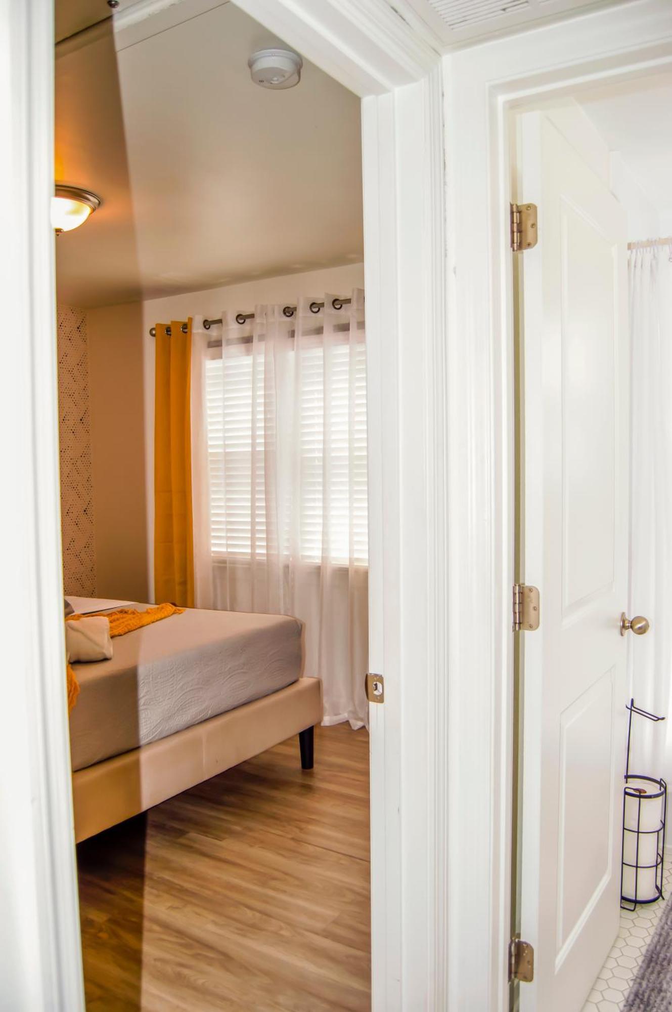 Cozy Condo, Minutes From Broadwy, Sleeps 5 ناشفيل المظهر الخارجي الصورة
